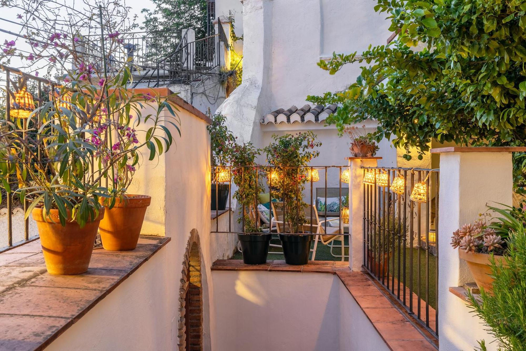 Casa Alhambra - Centro Histórico Con Jardín Privado *